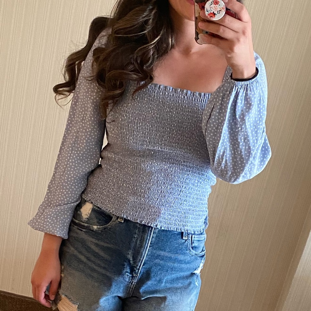 AE SMOCKED SQUARE-NECK BLOUSE